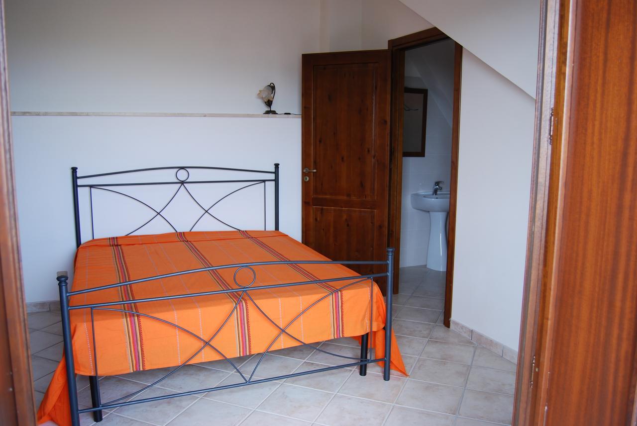 In Sicilia Da Ciro Bed & Breakfast Vita Bagian luar foto